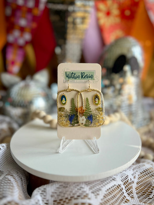 Framed Floral Ghosties
