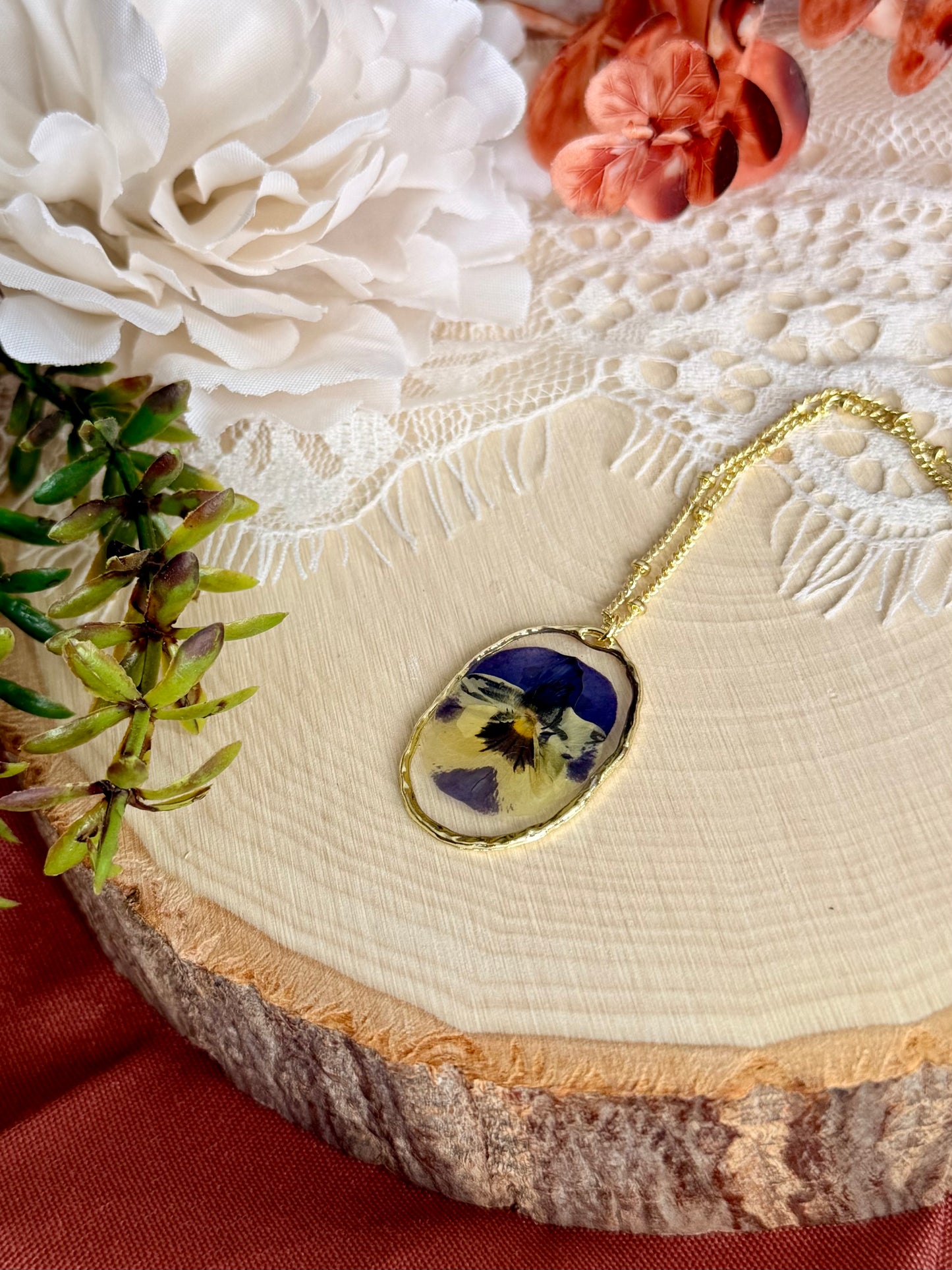 Pansy Necklace